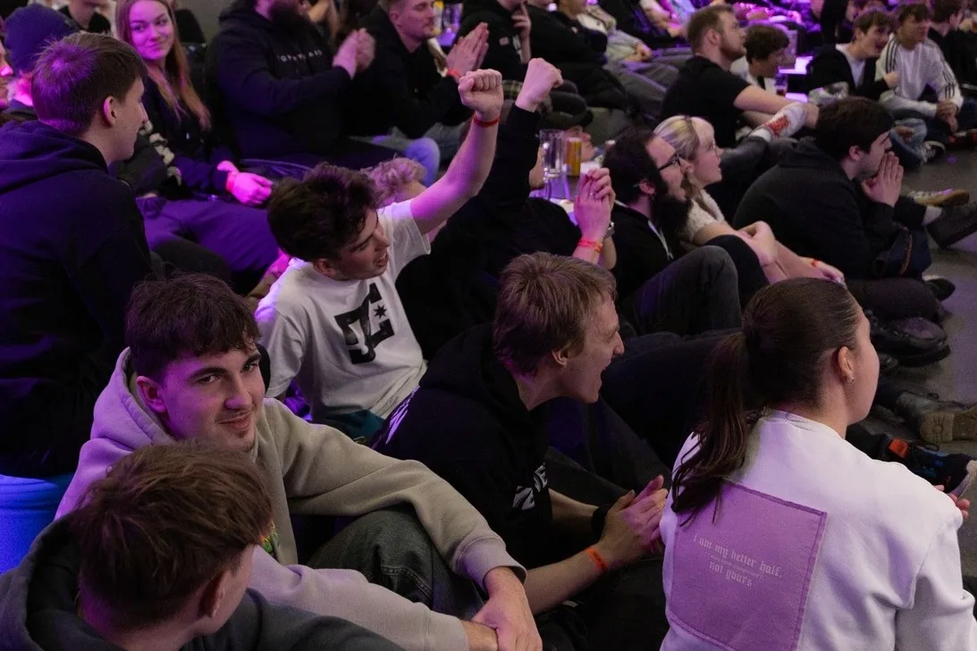 Fanoušci ve Vodafone PLAYzone Areně během turnaje Streamers Clash.